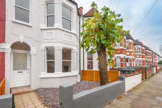 3 bedroom Terraced f...